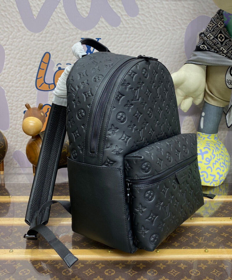 Louis Vuitton Discovery Backpack M46553 Black